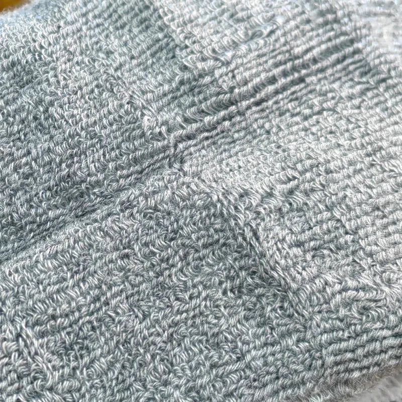 1 pair of non -slip football socks plus 1 pair of breathable football legged socks